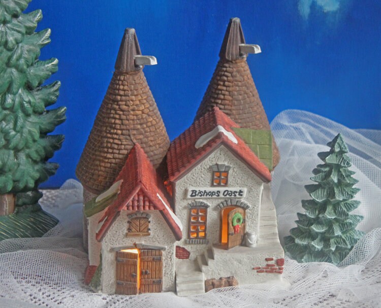 Victorian Train Station. Illuminated Christmas Village House. Potterville Station. Holiday Time. Holiday Decor.