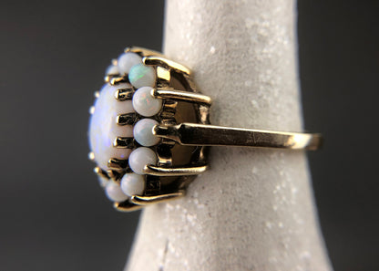 Vintage 10k Gold Cluster Ring with 13 Opal Stones.
