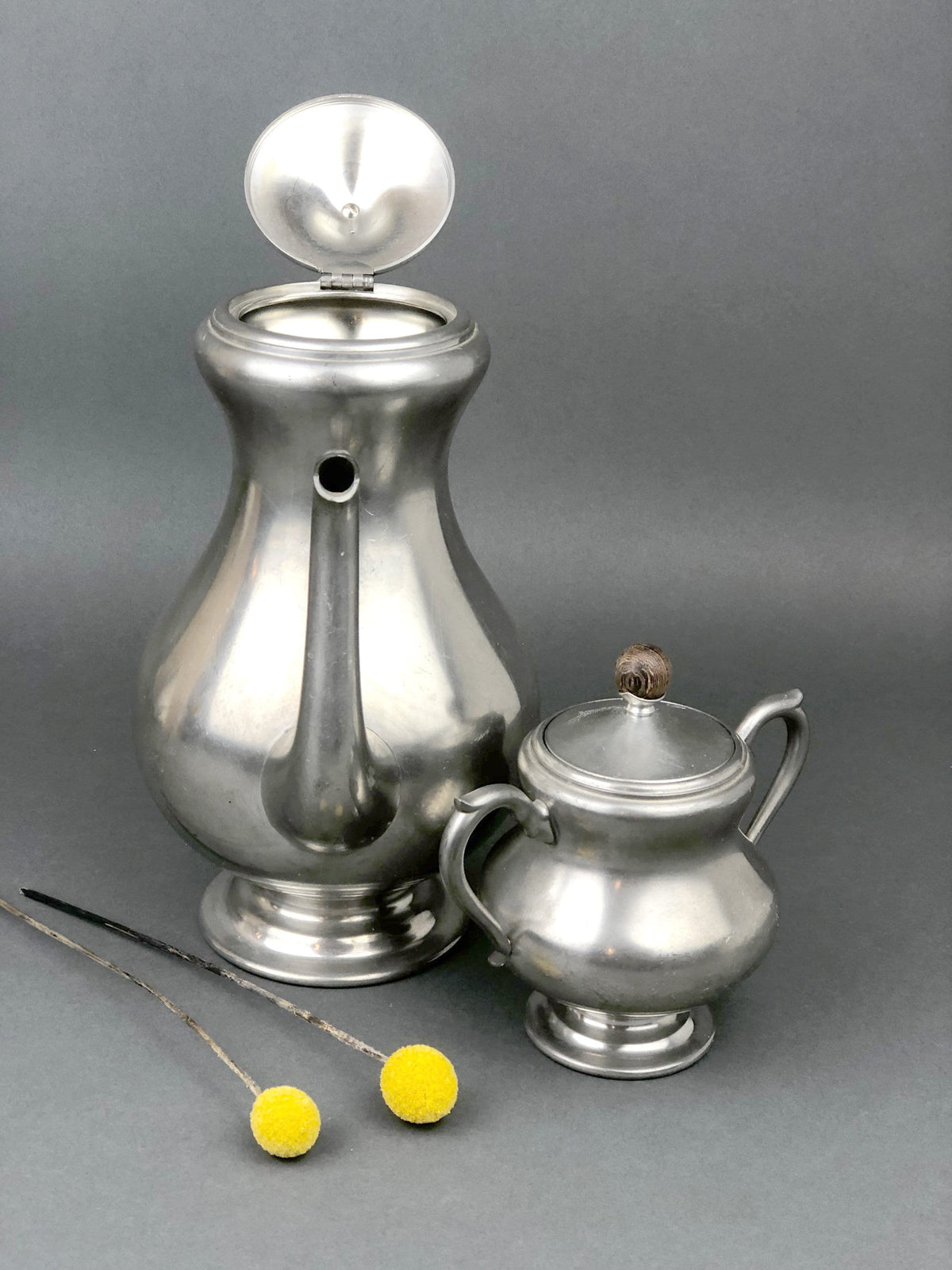 Vintage Royal Holland Pewter Tea & Sugar Set: Wooden Handle KMD Tiel