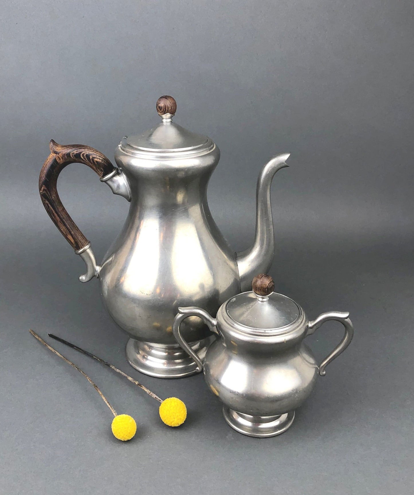 Vintage Royal Holland Pewter Tea & Sugar Set: Wooden Handle KMD Tiel