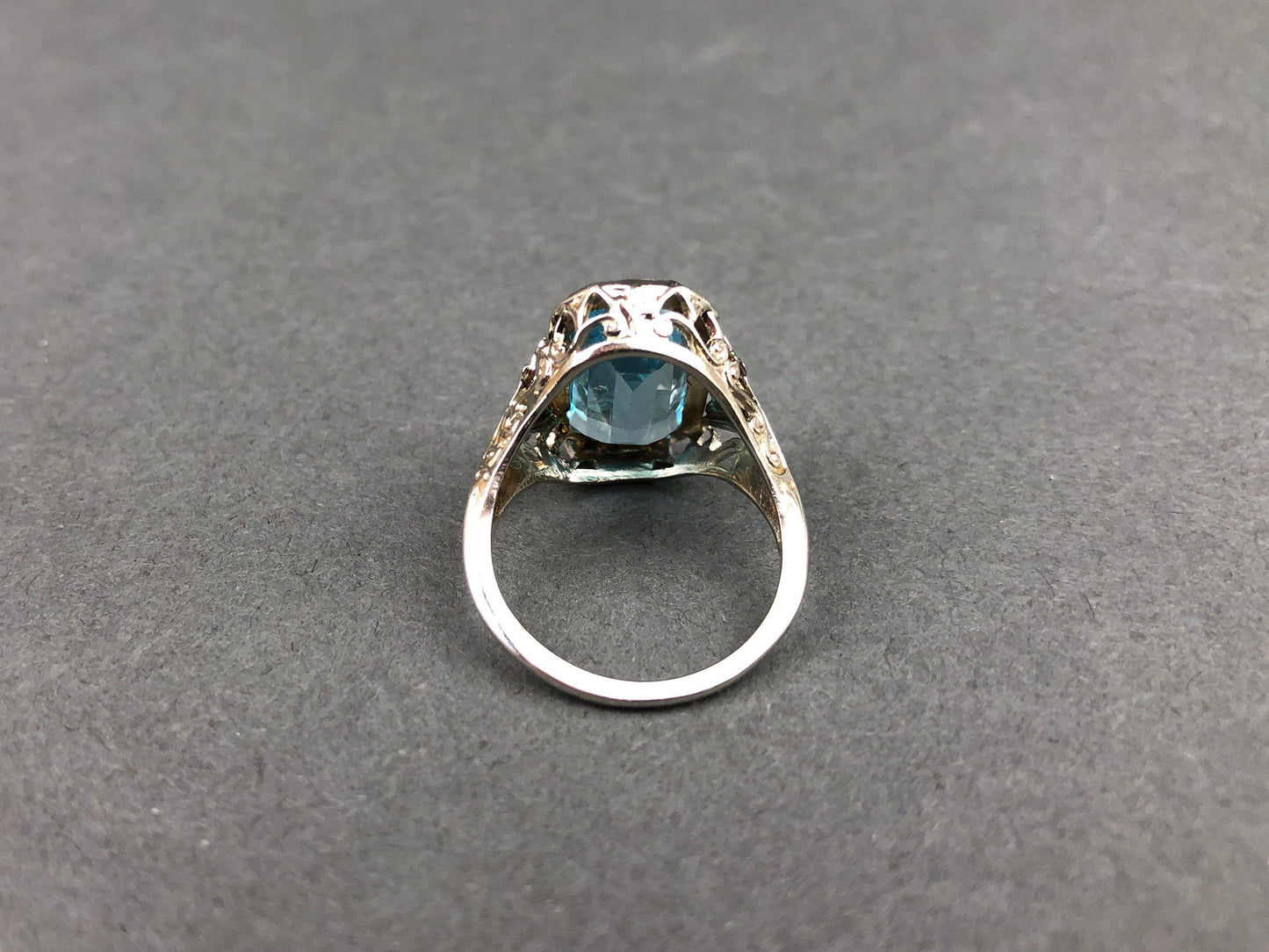 Art Deco 14k Gold 5ct Sky Blue Topaz Ring