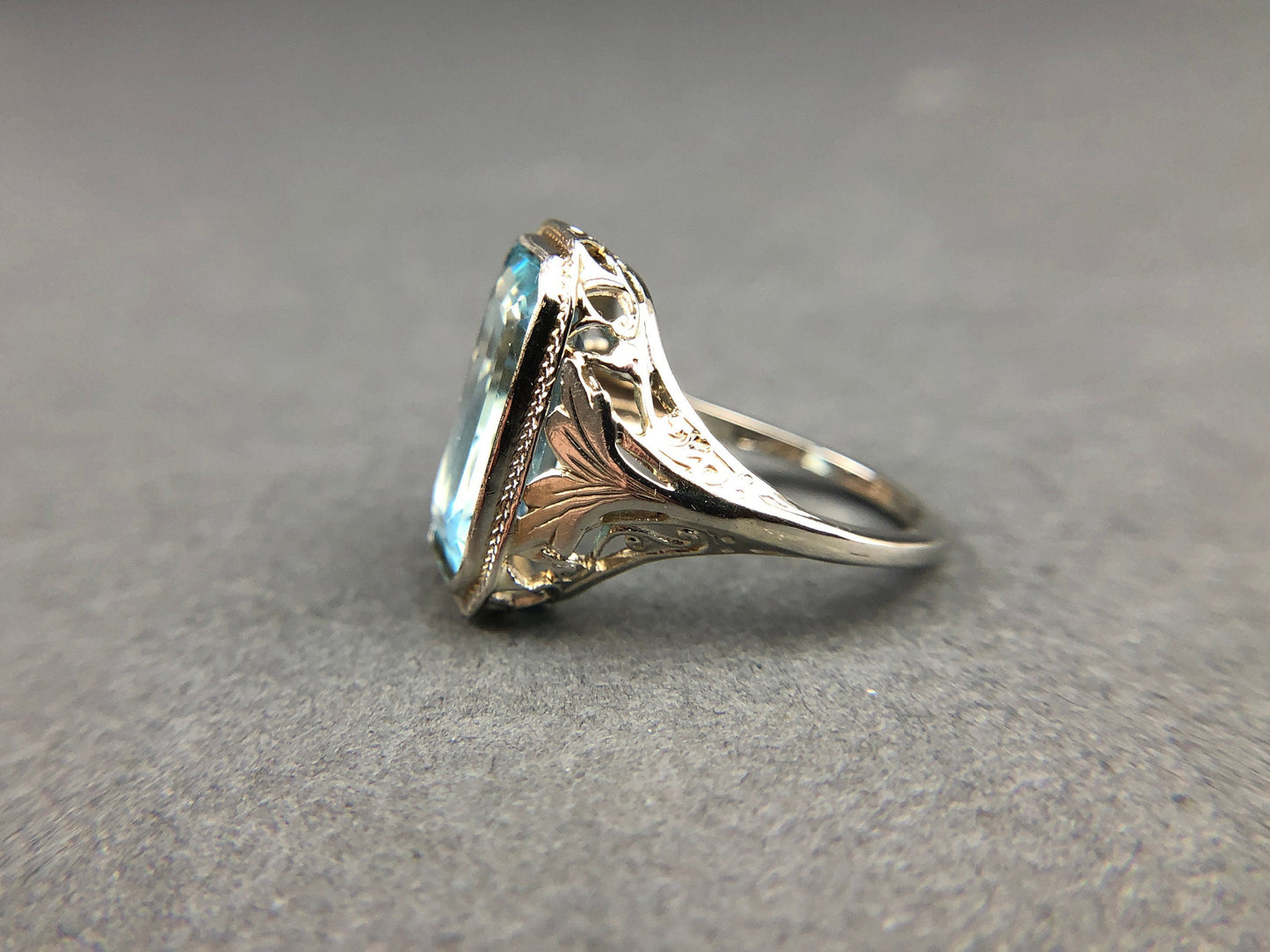 Art Deco 14k Gold 5ct Sky Blue Topaz Ring