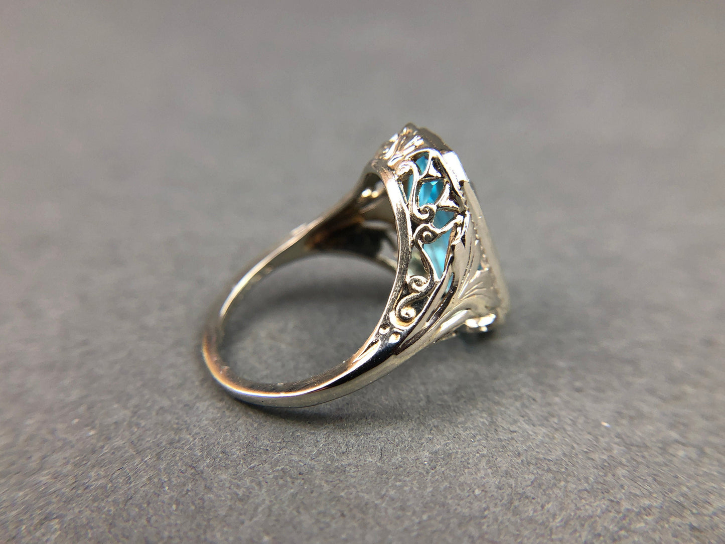 Art Deco 14k Gold 5ct Sky Blue Topaz Ring
