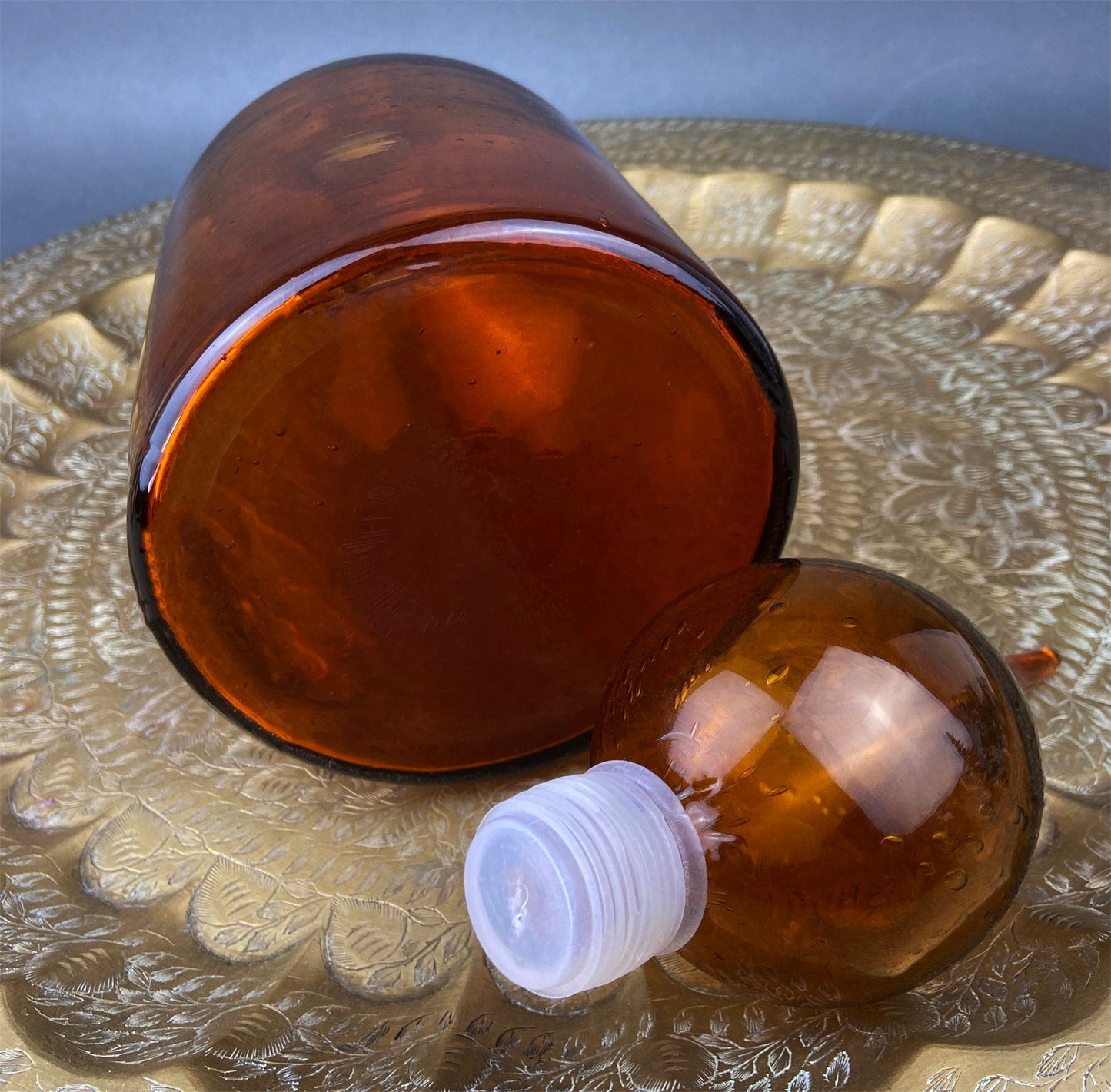 Vintage Brown Decanter with Drop Stopper, Hand Blown Glass, Fleur de Lis