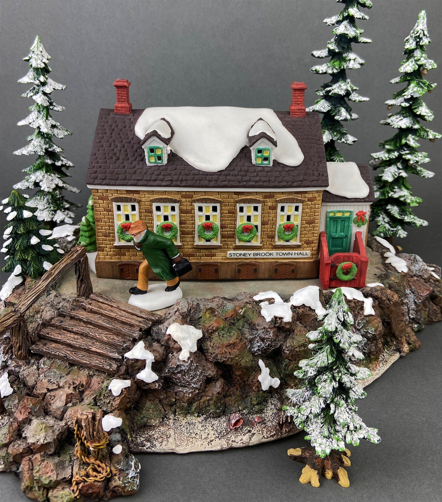 Department 56 Christmas Village Accessories. Illuminated Cottage of Bob Cratchit and Tiny Tim. Dicken's Village Series.