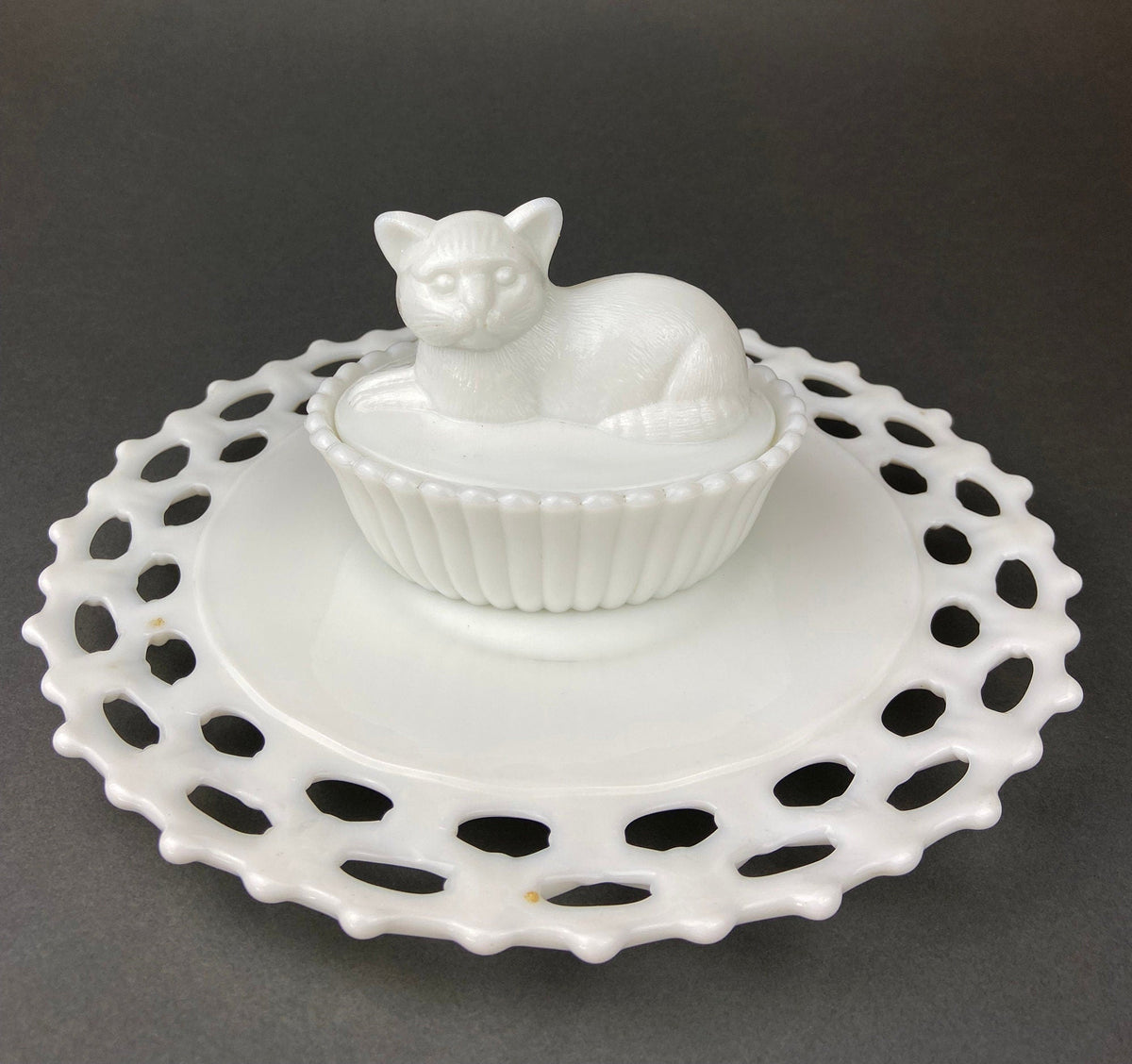 Vintage Westmoreland Milk Glass Cat Covered Dish. Trinket Condiment Serving Dish. Bath Display. Reticulated Lacey Edge. Gift for Cat Lover.