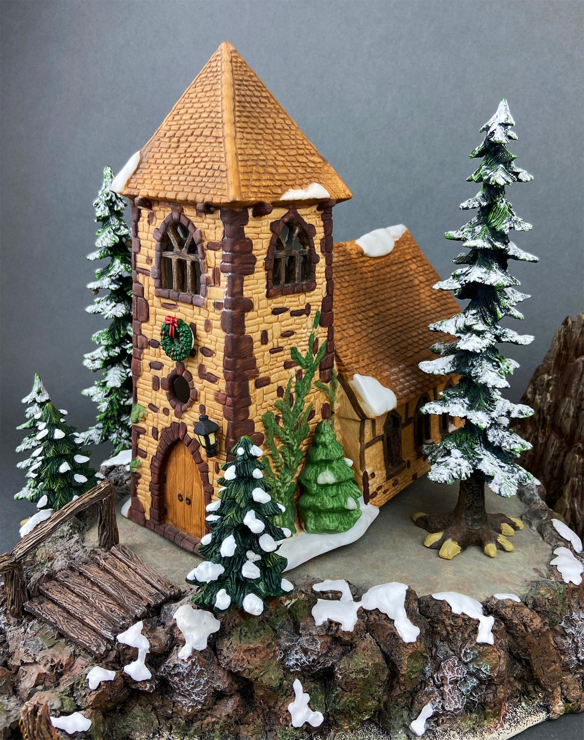 Vintage Blenham Street Bank & 2 Policeman Figurines by Department 56. Illuminated Christmas Village House. Dickens Village. Holiday Display.