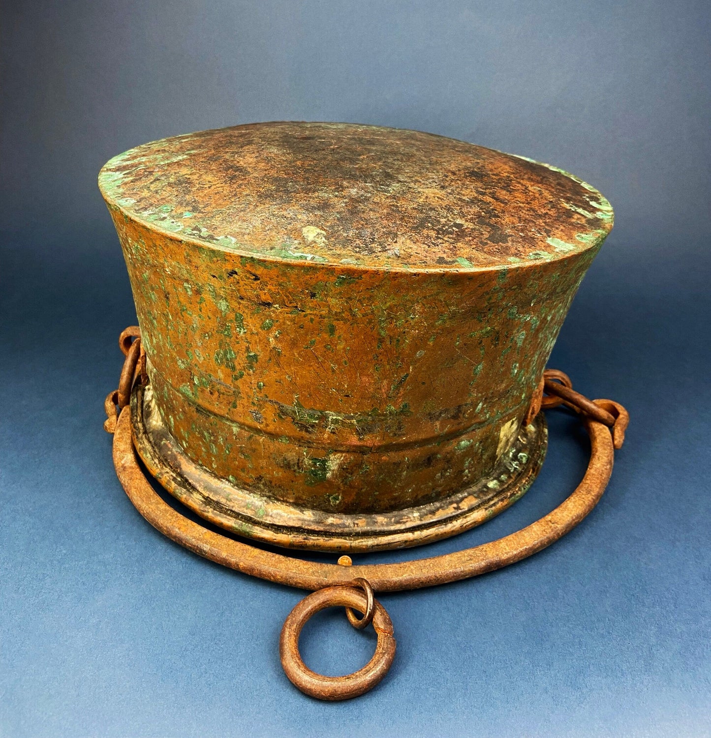 Antique Copper Cauldron. Large Hand Pounded Bucket with Wrought Iron Handle. Hand Hammered Fire Wood Scuttle. Rustic Home Decor.