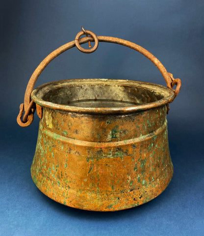 Extra Large Hand Pounded Copper Blackened Cauldron. Antique Hand Hammered Oval Scuttle for Wood Toys or Storage. Rustic Home Decor.