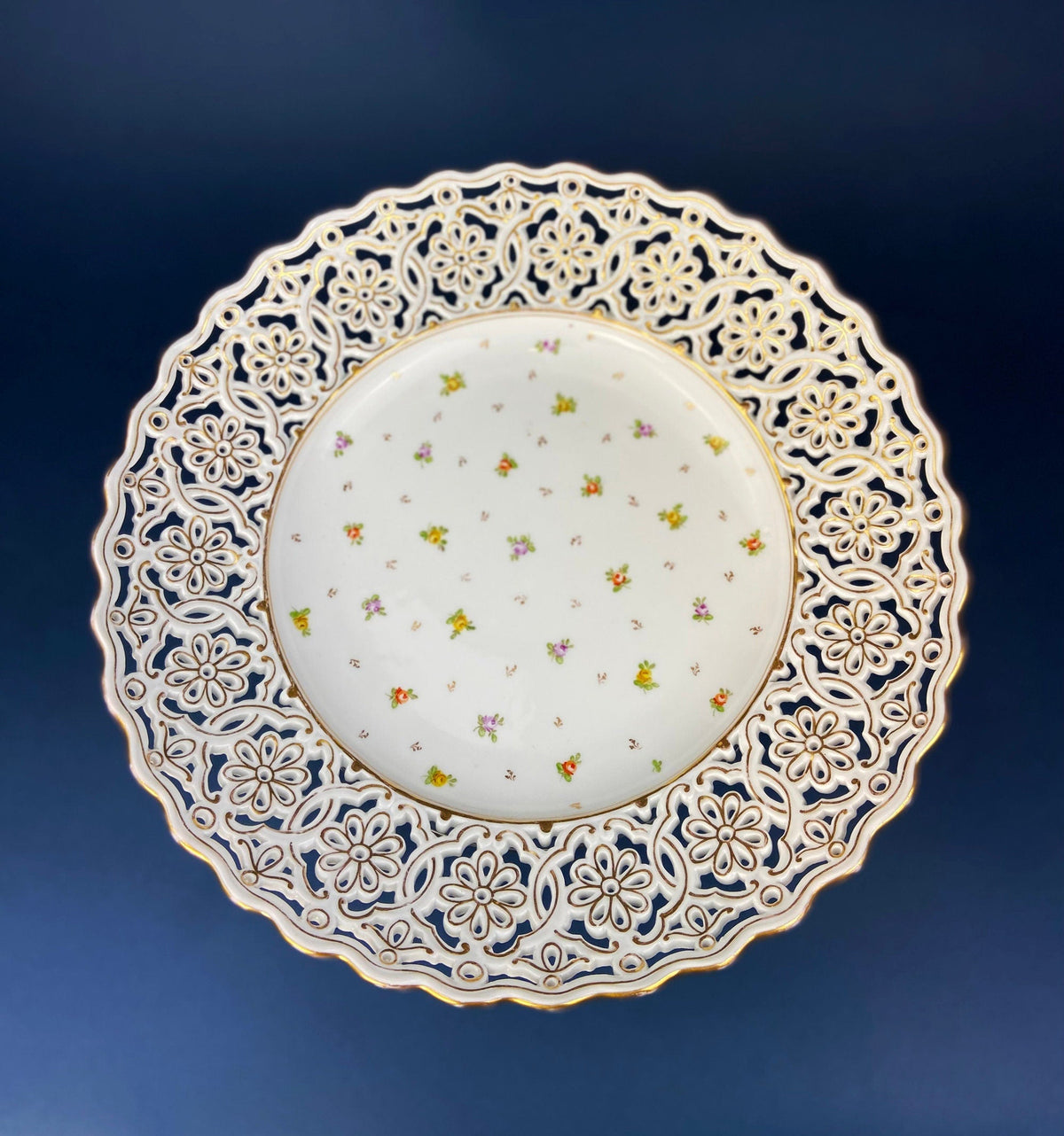 Antique Meissen Reticulated Hand-Painted Tea Rose Serving Platter