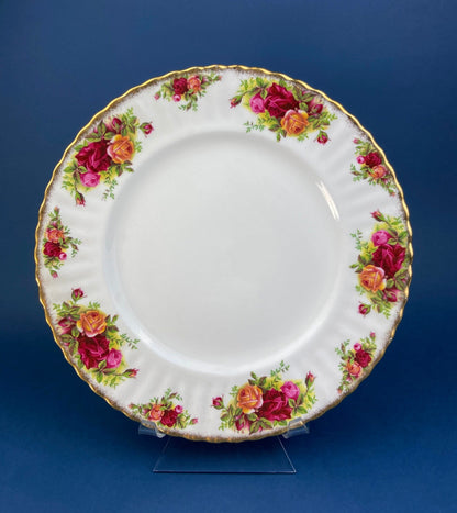 Royal Albert Old Country Roses Motif 10.25" Dinner Plates. Set of 5 Plates. Made in England. Dining Room Table Decor. Modern Farmhouse.