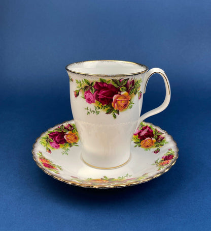 Royal Albert Old Country Roses Tea Cup and Saucer Set, England