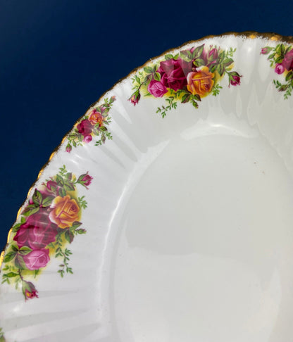 Royal Albert Serving Bowl: Old Country Roses Oval Dish