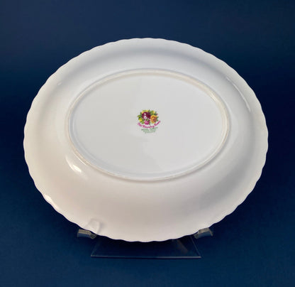 Royal Albert Serving Bowl: Old Country Roses Oval Dish