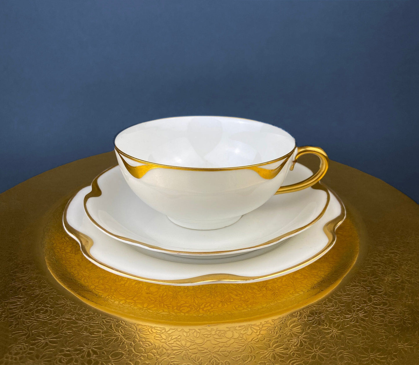 Antique Limoges Porcelain Serving Set. Tea or Coffee Cup with Saucer,  Dinner, and Salad Plates. Finest Porcelain by Haviland, France.