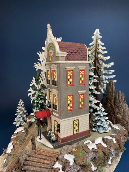 Christmas Village House by Department 56. Illuminated Brokerage House/Stock Exchange. Christmas in the City Series.