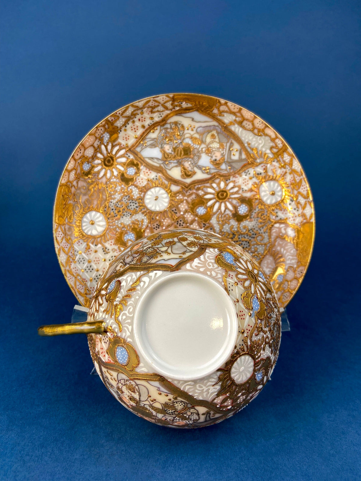 Antique Japanese Moriage Tea Cup Set. Gold Hand Painted Teaware with Teapot, Sugar Bowl, Creamer, and Six Japanese Tea Cups.