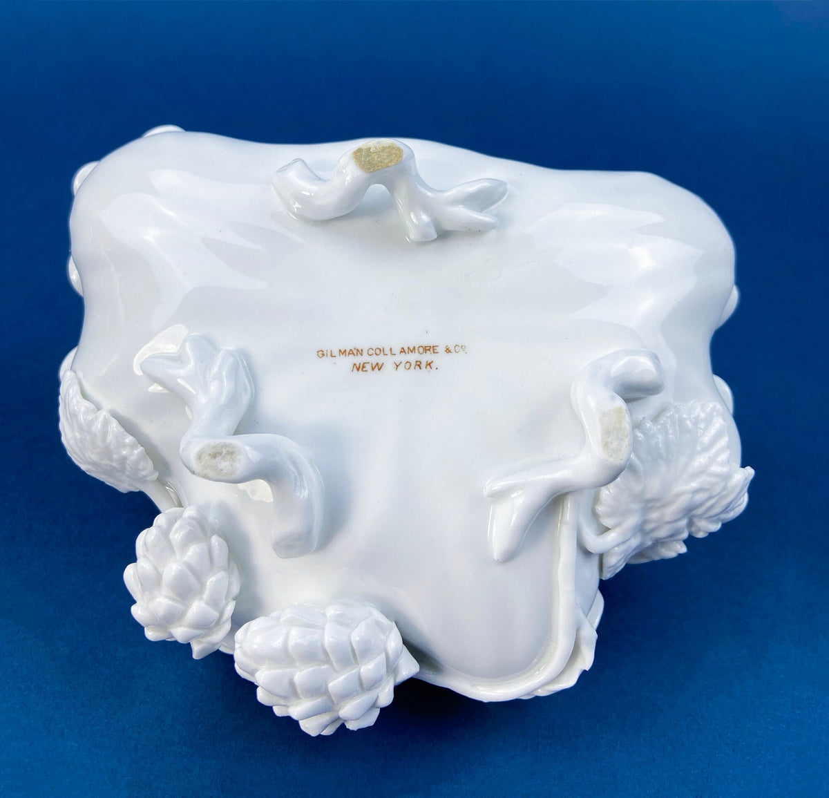 White Porcelain Cupid Soap Potpourri Serving Dish. Cupid Playing Flute. Gilman Coll. "Amore", NY. Original. Gift of Love. White Table Decor.