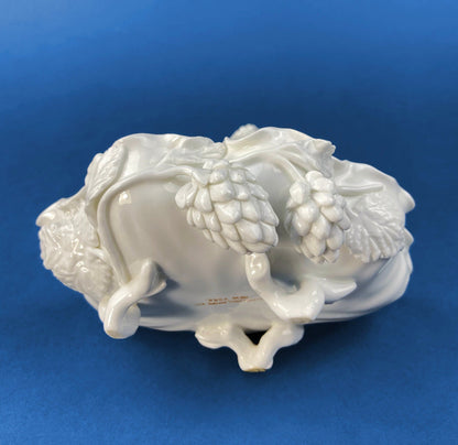 White Porcelain Cupid Soap Potpourri Serving Dish. Cupid Playing Flute. Gilman Coll. "Amore", NY. Original. Gift of Love. White Table Decor.