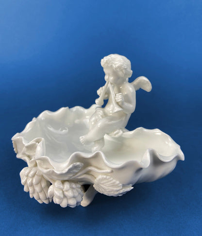 White Porcelain Cupid Soap Potpourri Serving Dish. Cupid Playing Flute. Gilman Coll. "Amore", NY. Original. Gift of Love. White Table Decor.