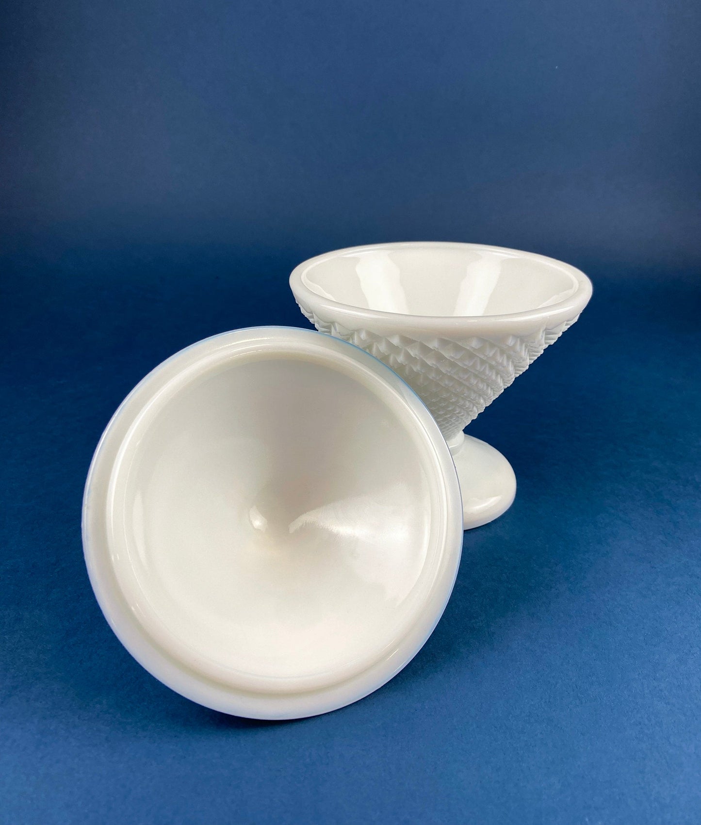 Milk Glass Bowl with Lid. Diamond Pattern, Cone Shaped Bowl with Cover. Trinket Compote for Dresser Top, Bathroom Accesories, Candy Dish.