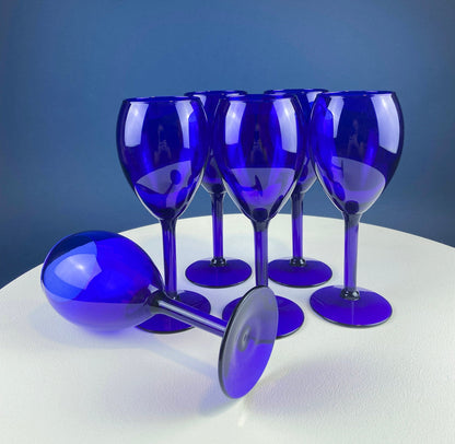 Stunning Green Wine Goblets.  Set of Four Stemware. Dark Green Hand Blown Glasses. Elegant Dining Room Decor. Unique Barware. Wedding Gift.