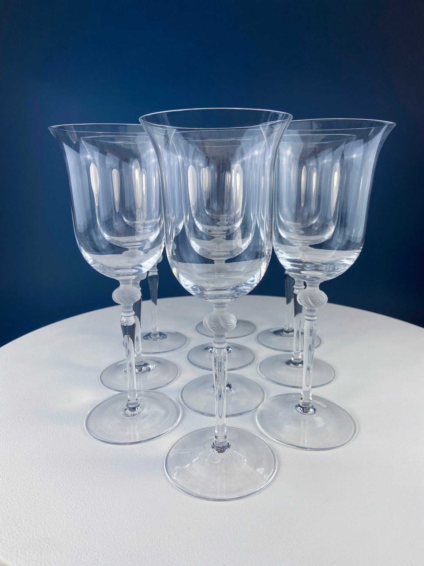Clear Crystal Wine or Water Goblets with Frosted Leaf Ball on the Stems. Stunning Sasaki Isabelle 9" Glassware. Long Ping. Set Of 10.