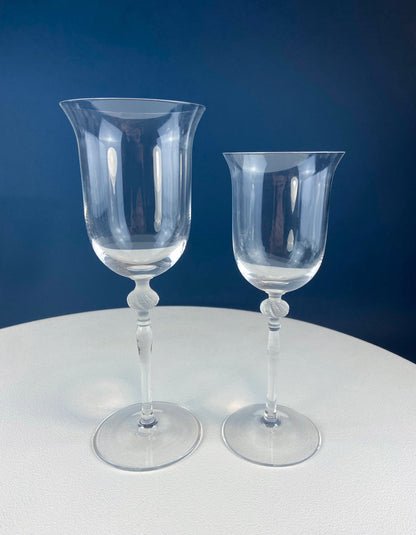 Clear Crystal Wine or Water Goblets with Frosted Leaf Ball on the Stems. Stunning Sasaki Isabelle 9" Glassware. Long Ping. Set Of 10.