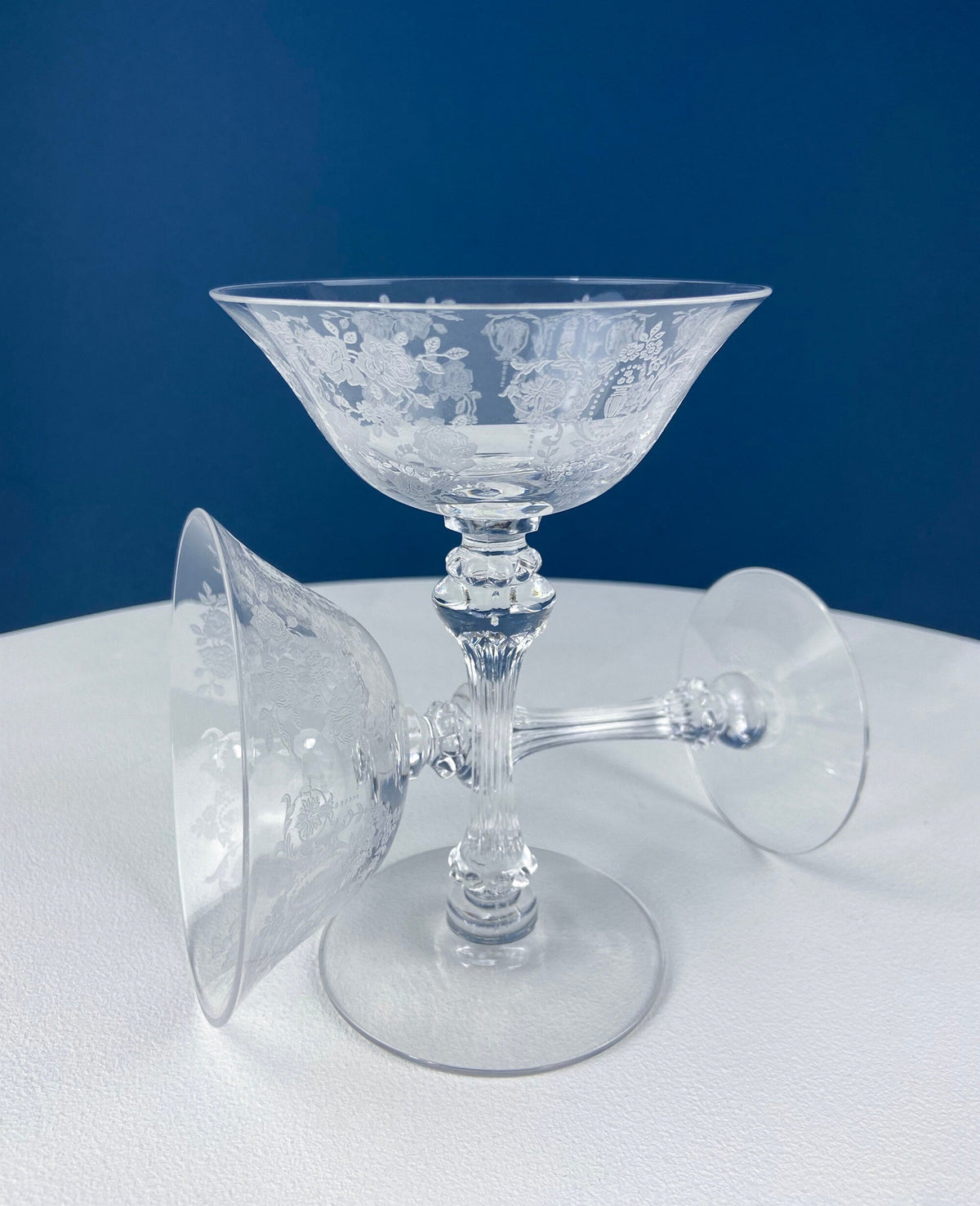 Vintage Tiffin Franciscan Champagne Stemware. Cherokee Rose Motif. Set of 8 Stunning Etched Champagne Glasses. Fine Dining. Fancy Barware.