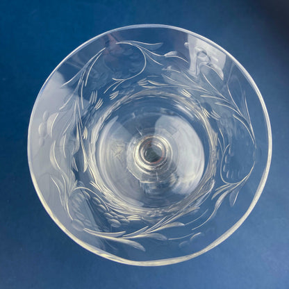 Vintage Champagne Tall Sherbets by Newton Crystal Co. 3365-3. Blown Glass. Swirl Optic & Cut Floral Motif. Set of 4 Glasses. Wedding Gift.