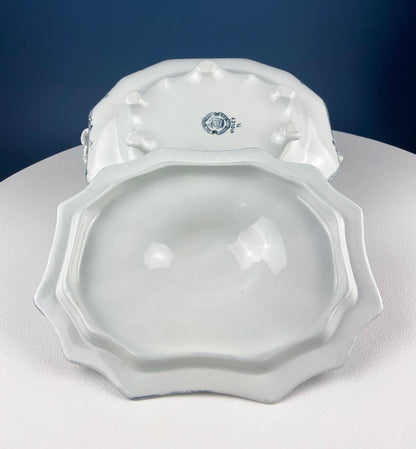 Antique Wedgwood Porcelain Tureen. Oval Soup Serving Dish with Black/White Motifs and Reliefs. Scalloped Edges. Family Dining. Holiday.