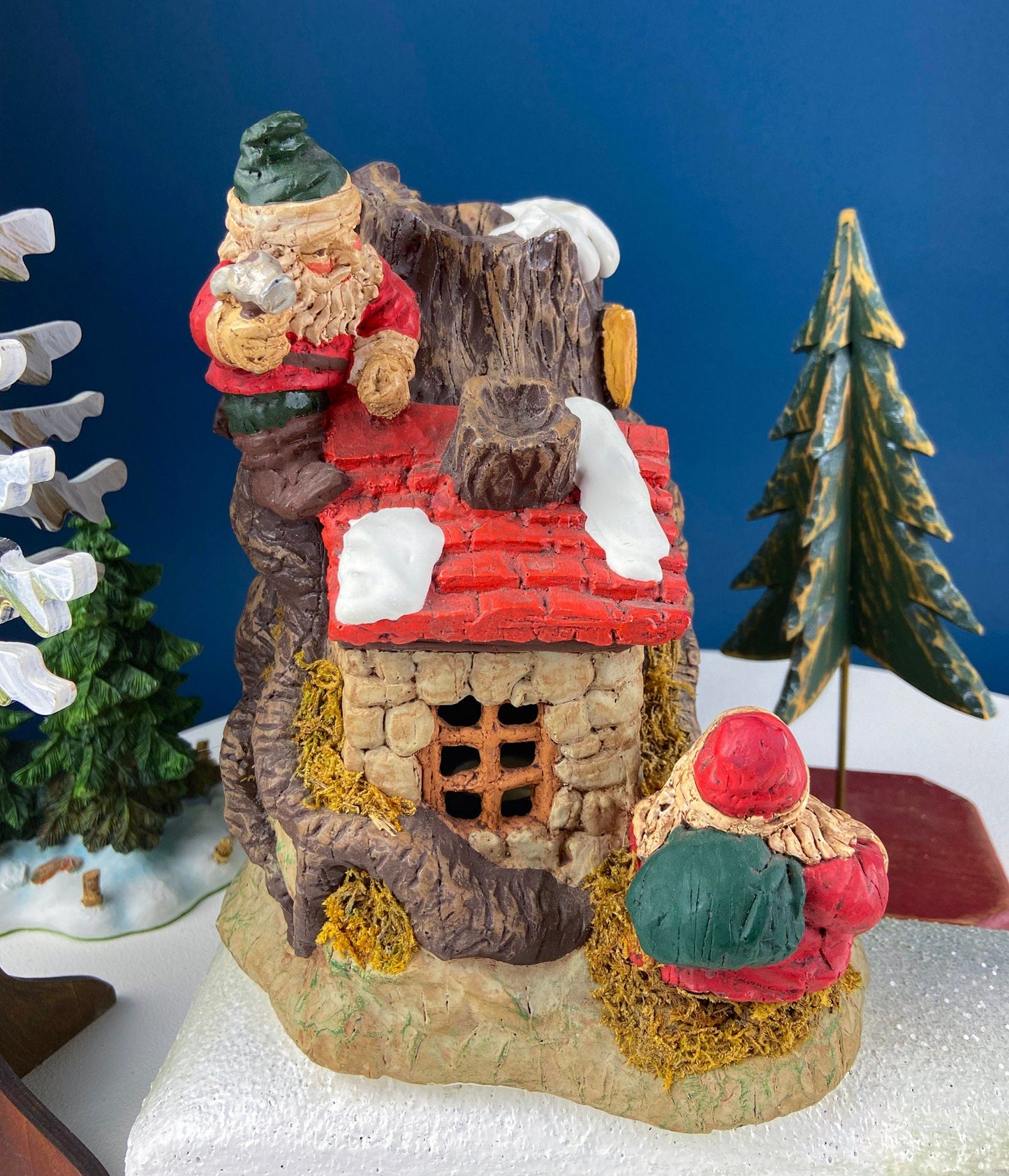 Vintage Illuminated Elf Tree House, Silvestri Christmas Village Accessory