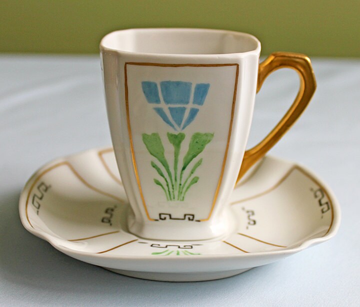 Hand Painted Porcelain Teacup Saucer Demitasse Set with Square Shape and Rounded Corners