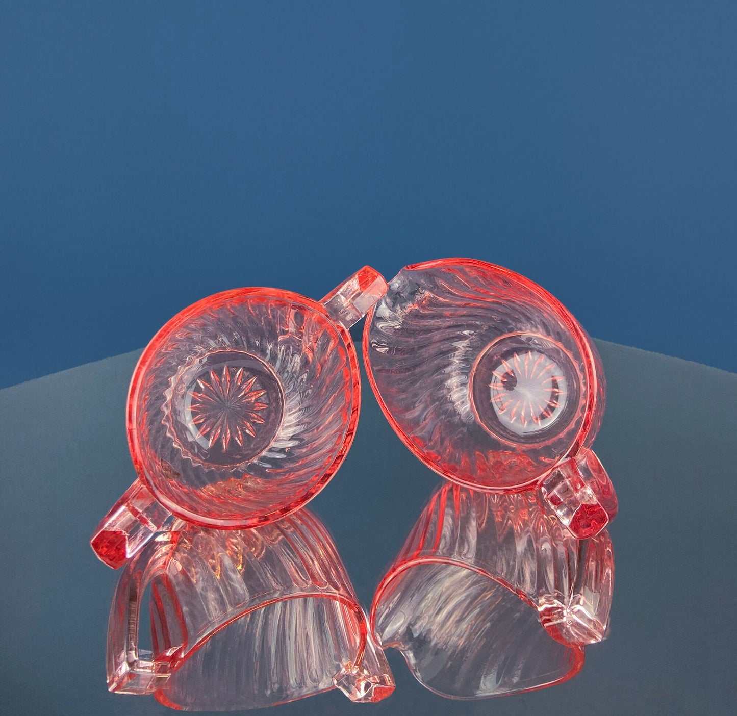 Peach Pink Depression Glass Sugar and Creamer Jars. Elegant Fluted Texture. Art Deco Geometrical Handles. Dining Room Decor. French Countryt