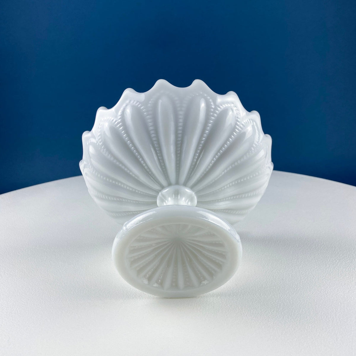 Small Milk Glass Footed Fruit or Candy Bowl with Scalloped Edge. Home Dining Room Kitchen Decor. White Serving Dish. Collectible Milk Glass.
