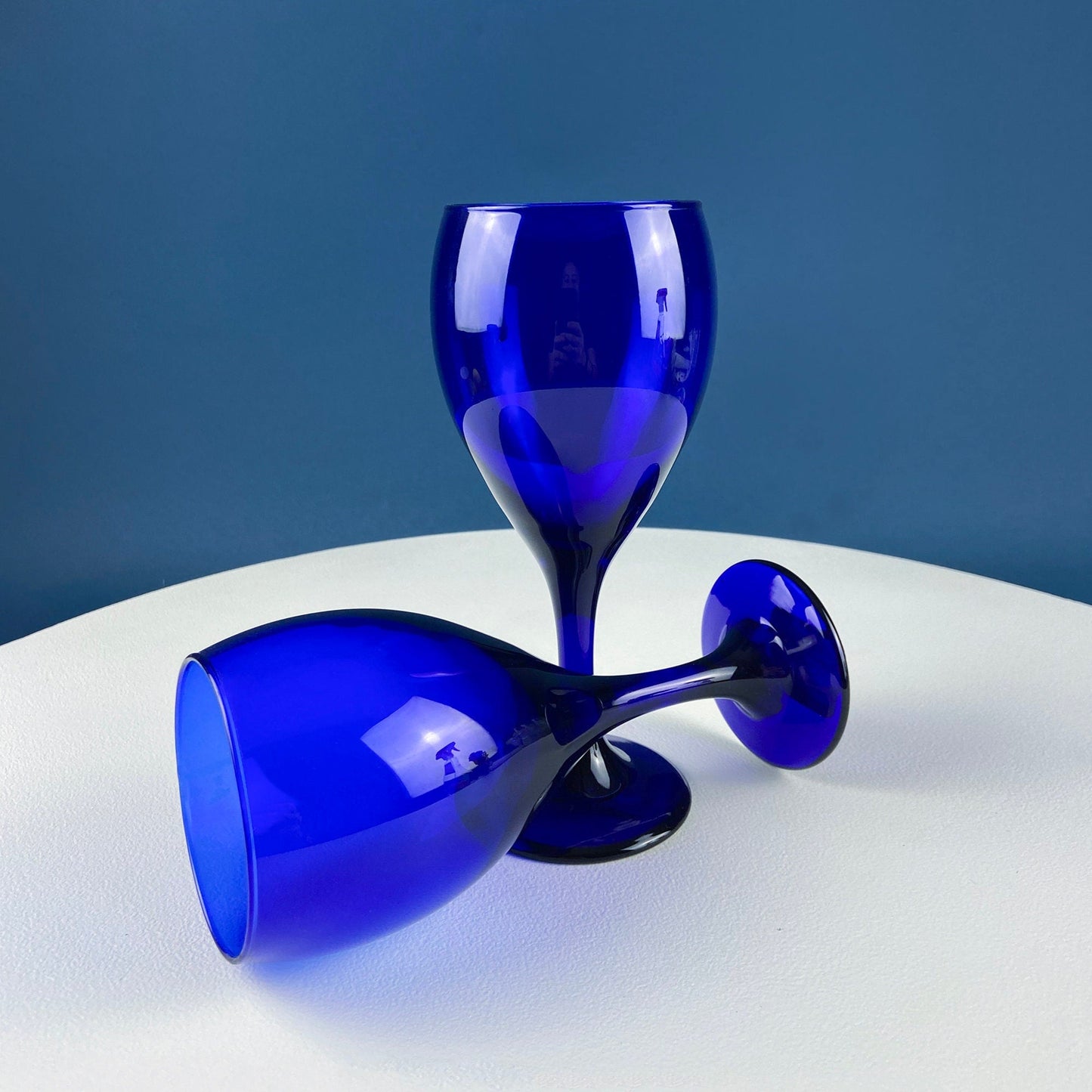 Cobalt Blue Wine Glasses. Set of Four Stemware. Dark Blue Modern Design. Holiday Celebration. Home Dining Room Decor. Gift for Him or Her.