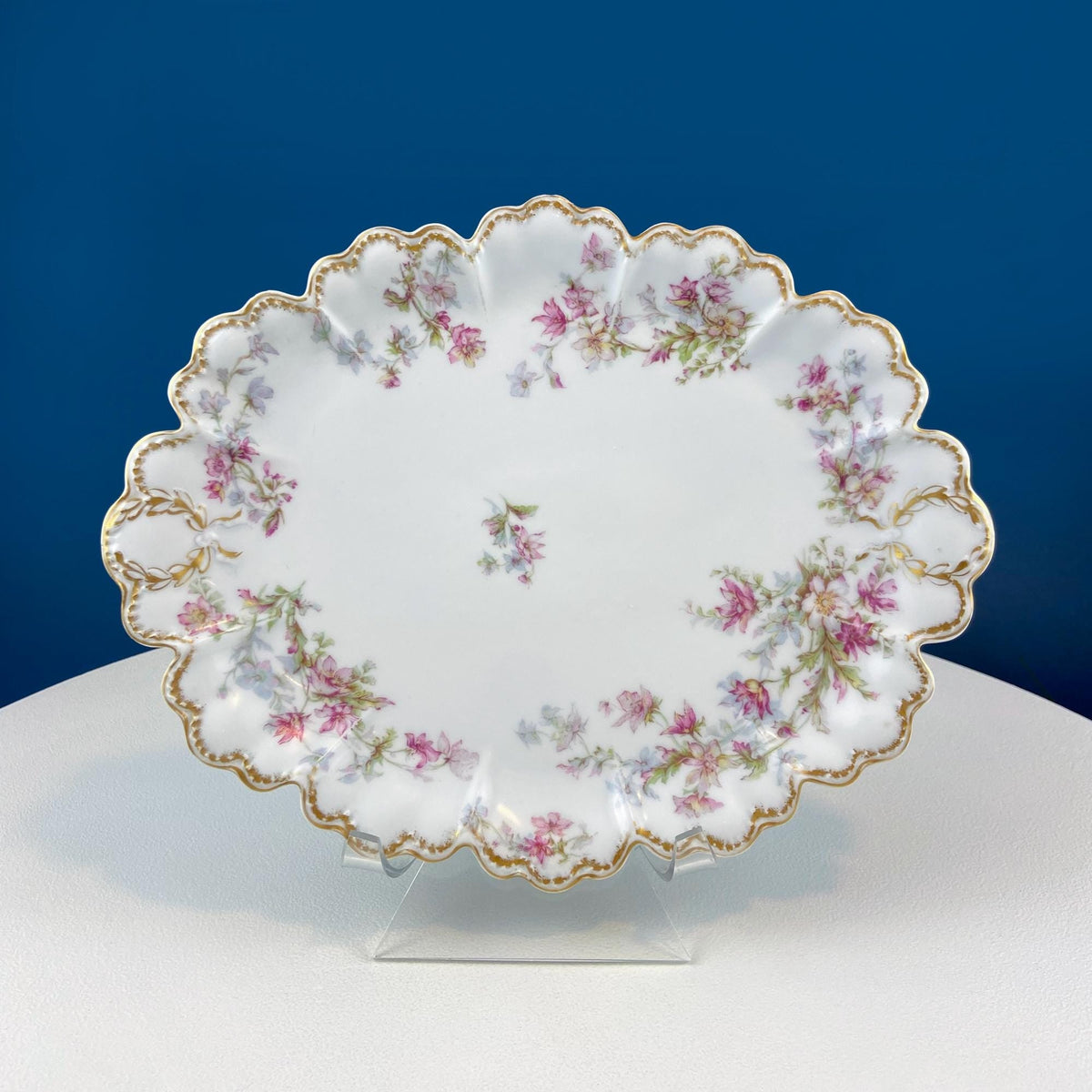 Oval Haviland Limoges Platter with Scalloped Edge. Stunning Porcelain Serving Dish. Wild Roses Motif. French Country. Serviceware.