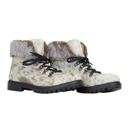 Turbulent Boots